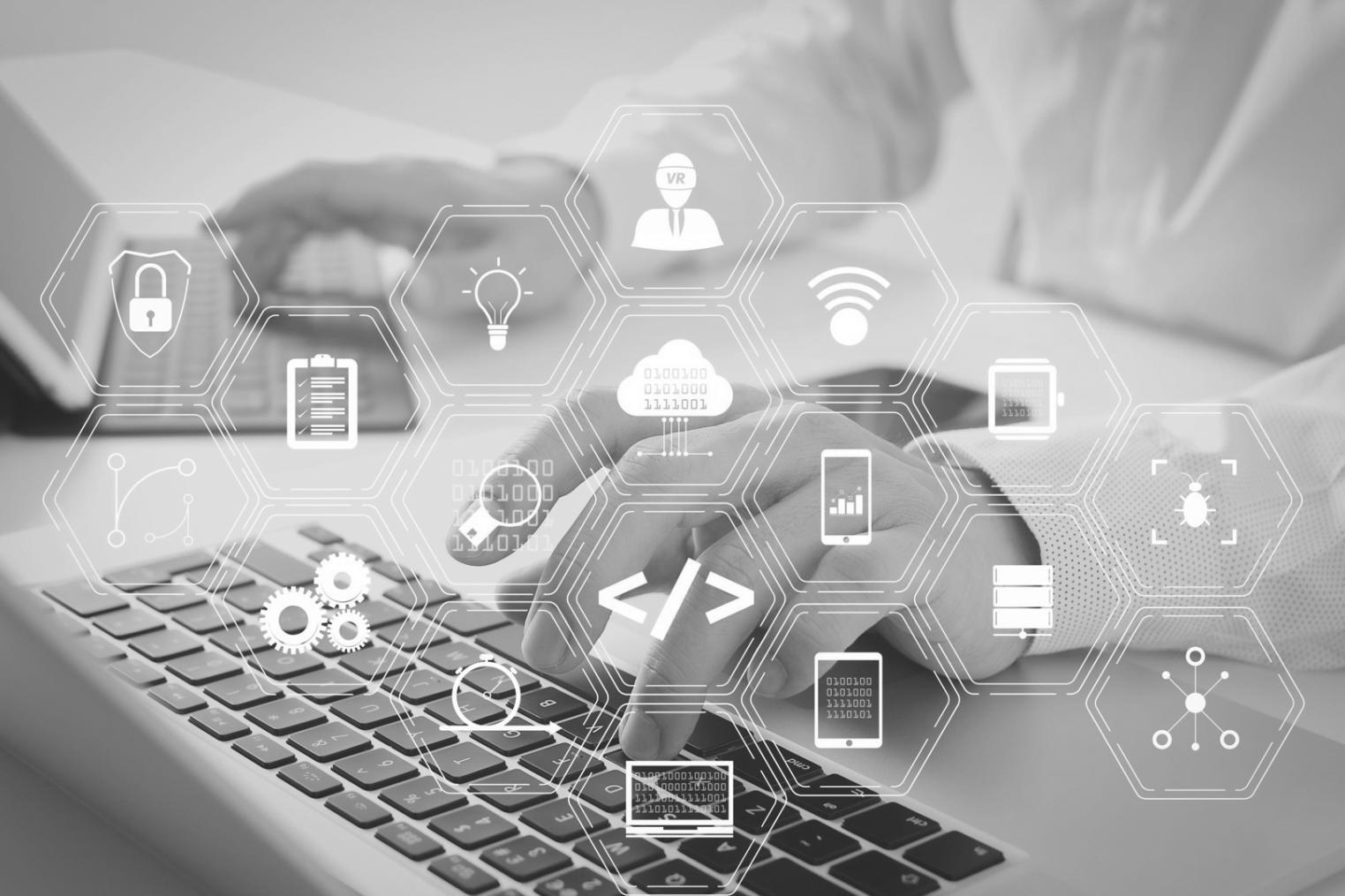 Studenti che lavorano su progetti di mobile game development
